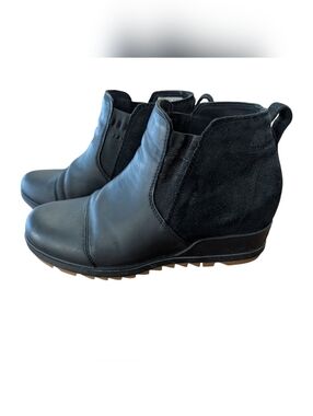 Sorel Evie II Wedge Chelsea Ankle Boot Bootie Waterproof Leather Black Size 9